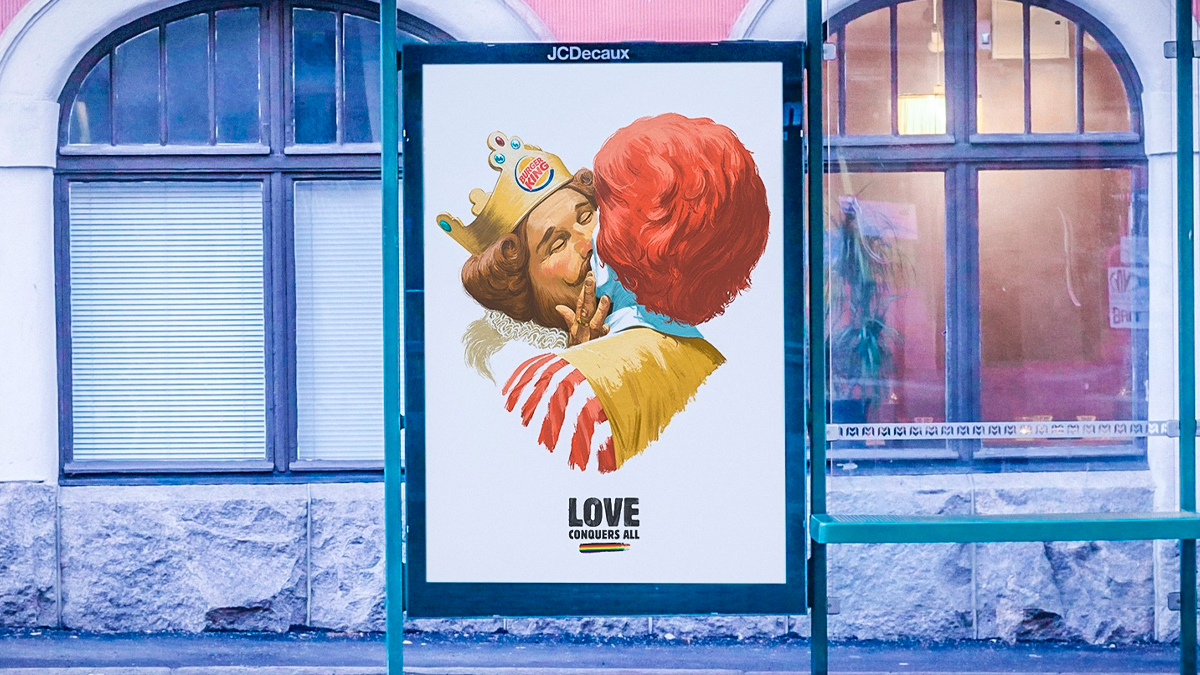 Burger King e McDonald's se beijando em anúncio gay