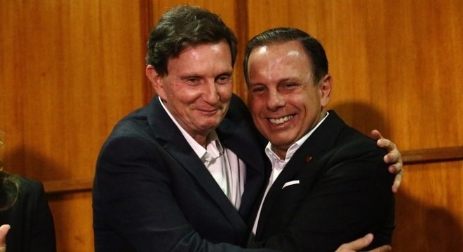 Marcelo Crivella xinga João Doria de viado: homofobia