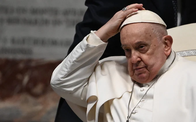 Papa Francisco pede desculpas a gays